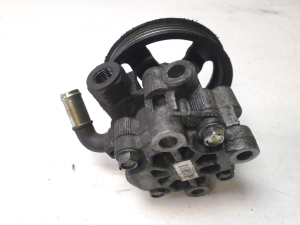 TOYOTA Avensis T25 (2003–2008) Servopumpe - 2