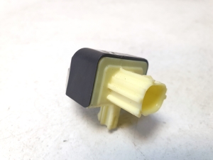 TOYOTA Hilux (2015–2020) Airbagsensor 898310K040 - 4
