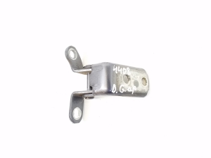 LEXUS RX GGL1 (2009–2015) Rear side door lower hinge 6877052031 - 2