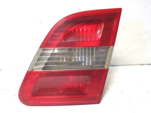 Tail light on trunk lid - A1698201664 275802641664