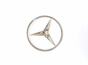 Mercedes Benz R-Class 251 (2006–2017) Emblem A2517580058 - 3