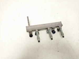   Injektor Einspritzdüse  - 2325000030 