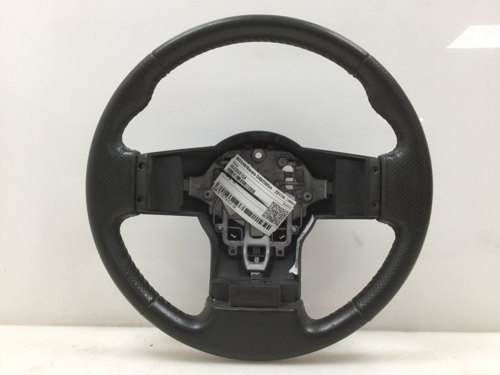 Used NISSAN Navara Steering wheel 484304X15A