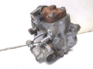 TOYOTA Hilux (2015–2020) Kraftstoffpumpe 221000E010 22100-0E010 - 3