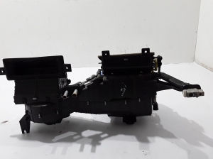 Ford Ranger (2015–2026) Heater and its parts EB3B19B555HJ - 2