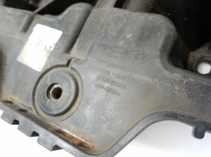 Hyundai Santa Fe (2012–2018) Batteriehalter 371502W200 - 3