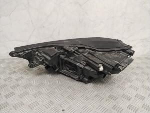AUDI A6 C8 (2018–2025) Esituli 4K0941034 - 2