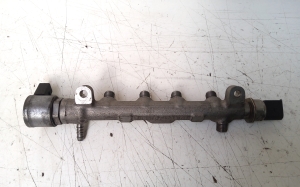 Volkswagen Golf VII (2012–2026) Common Rail Kraftstoffleitung 04L089G - 3