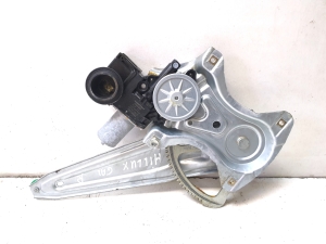 Rear side door window regulator - 857200K270