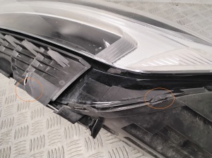 VOLVO XC60 (2017–2026) Phare avant 32337382 - 4