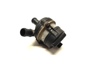 Jaguar l-Pace (2018–2026) Auxiliary water pump J9D318D473AA - 2