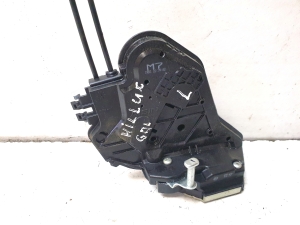 TOYOTA Hilux (2015–2020) Rear side door lock - 2