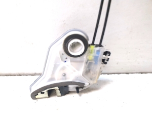 TOYOTA Hilux (2015–2020) Rear side door lock - 3