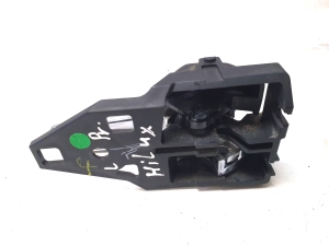 TOYOTA Hilux (2015–2020) Front door inner handle - 2