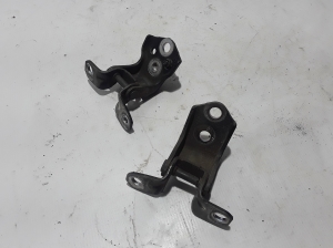 Ford Ranger (2015–2026) Esiukse ülemine hing 5306279 - 2