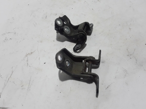 Ford Ranger (2015–2026) Esiukse ülemine hing 5311527 - 2