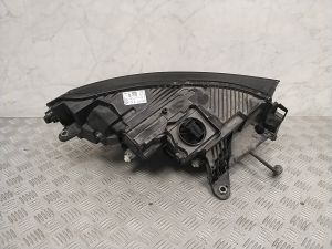 Skoda Enyaq iV I (2020–2026) Esituli 5LB941015A - 5
