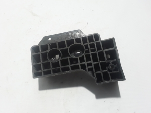 Ford Ranger (2015–2026) Front fender bracket AB3916164AA - 2