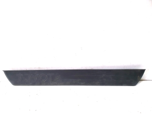 Inner sill trim - 67911KK010
