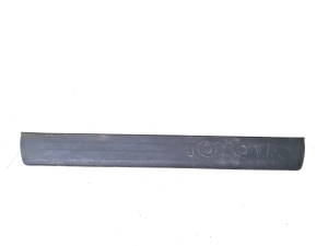 TOYOTA Hilux (2015–2020) Inner sill trim 67912KK010 - 2