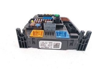 Opel Vivaro C (2019–2026) Vehicle starting system - 5