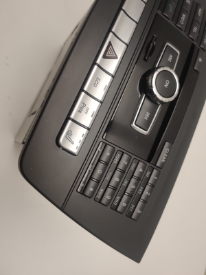 Mercedes Benz C-Class 204 (2007–2014) Audio, Video, Navigation A2049000208 - 2