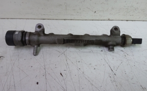 Volkswagen Golf VII (2012–2026) Common Rail Kraftstoffleitung 04L089B - 2