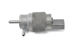 Front windshield washer pump - 8K5955647