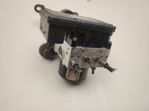 Mercedes Benz C-Class 204 (2007–2014) ABS unit A1729014100 - 2