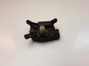 Ford Focus (2011–2018) Salongi soojenduse klapi mootor AV6N19B634AA - 2
