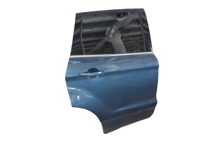 Ford Kuga (2012–2019) Aizmugurējās sānu durvis un to detaļas 2037571 - 3