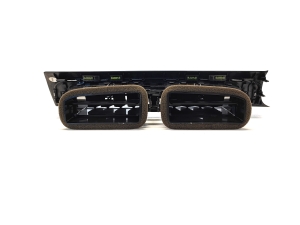 Jaguar l-Pace (2018–2026) Dashboard air vent grilles J9D3014L20AE - 3