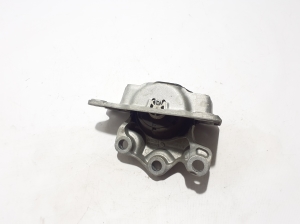 Engine mount - 32255204