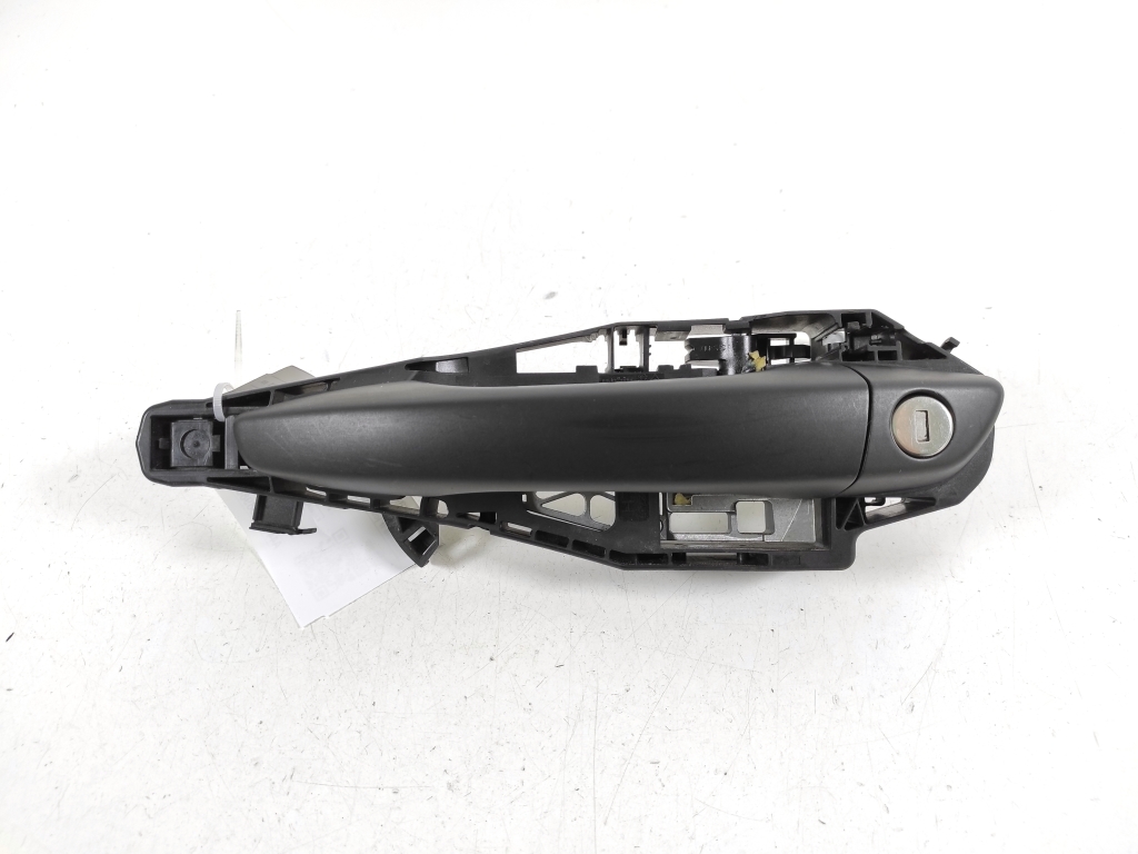 Opel Vivaro C (2019–2026) Front door external opening handle and its details Opel Vivaro C (2019–2026) Front door external opening handle and its details