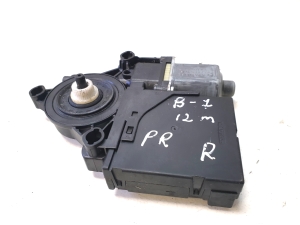 Front door window regulator motor - 3C095979