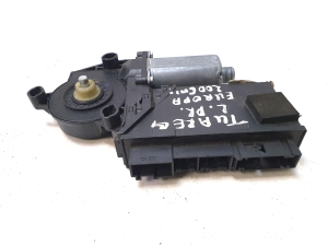 Hinterer Seitentür-Fensterhebermotor - 3D0959795E