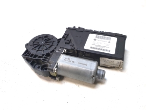 Volkswagen Touareg I (2002–2010) Rear side door window regulator motor 3D0959795E - 4