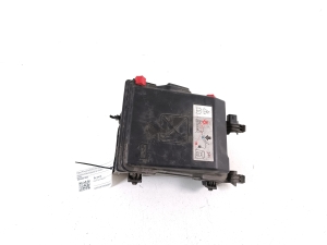   Sicherungskastengehäuse unter der Motorhaube  - 9804681980 