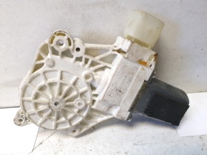 BMW 5 SERIES F11 (2010–2017) Hinterer Seitentür-Fensterhebermotor 942888100 - 4
