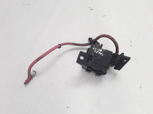  Fuse block holder under the hood 