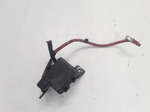  Fuse block holder under the hood 