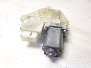Volkswagen Passat B8 (2014–2023) Hinterer Seitentür-Fensterhebermotor 5Q4959812E - 3