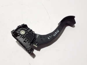 Peugeot Partner III (2019–2026) Accelerator pedal 9854066180 - 4