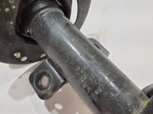 Peugeot Partner III (2019–2026) Front shock absorber 9852218480 - 3