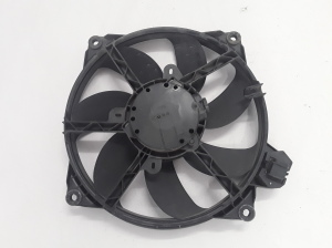  Cooling fan 