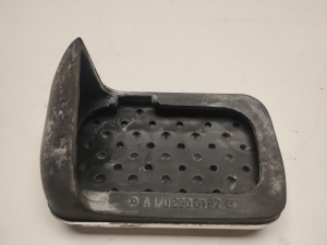 Mercedes Benz C-Class 204 (2007–2014) Piduripedaali muu osa A1702900182 - 4