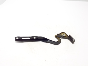 Peugeot Partner III (2019–2026) Hood hinge 9816484780 - 2