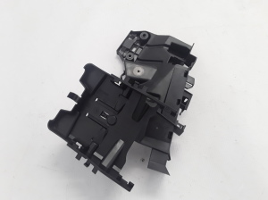 VOLVO XC90 (2015–2024) Front door window regulator brackets 31484042 - 3