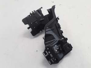 VOLVO XC90 (2015–2024) Front door window regulator brackets 31484042 - 4