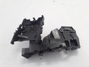 VOLVO XC90 (2015–2024) Front door window regulator brackets 31484042 - 5